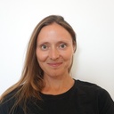 Dvojité dřevníkové stěny snížené pod okna